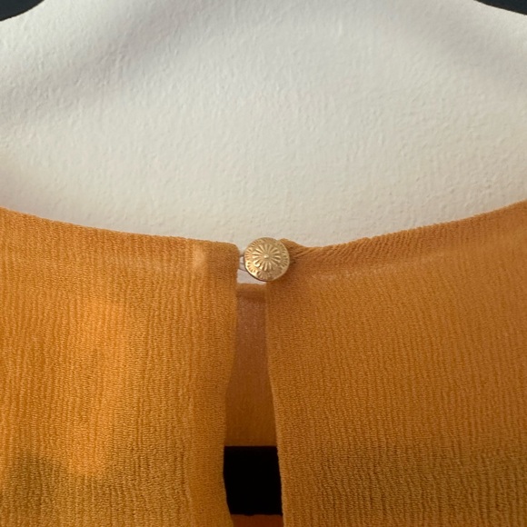 SEZANE SERENA SAFFRON BLOUSE. Size FR 34. - Picture 4 of 7